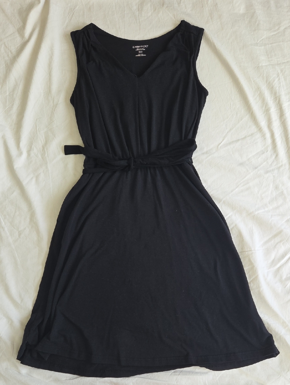 Ex-Officio Go-To 24 Hr. V-Neck Shelf Bra Travel Dress W/ Pockets Black Medium - Picture 2 of 8